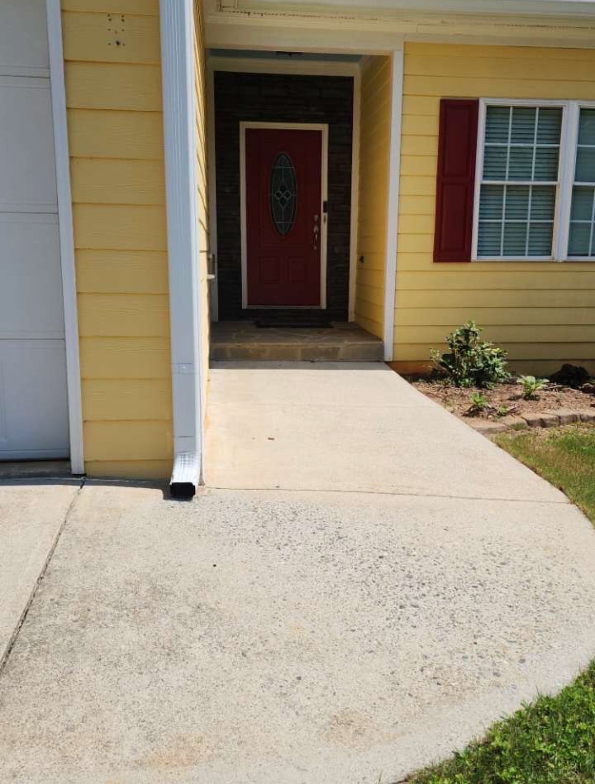 Clean bright front walkway after pressure washing in Athens, GA